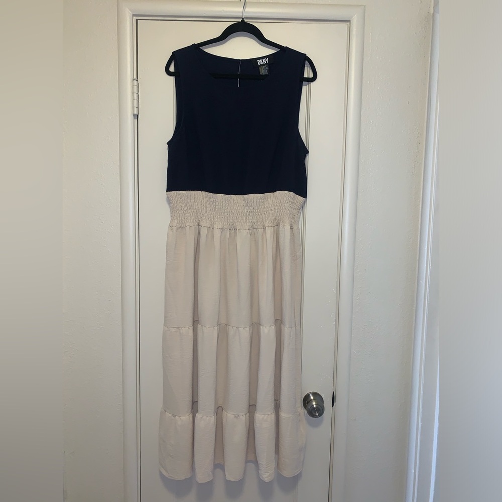 DKNY MAXI DRESS
